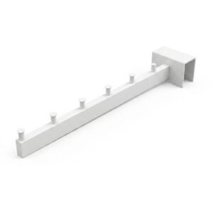 Flauta recta con perfil tubular tipo caja y pines de retencion para exhibicion comercial de carga pesada en tiendas de retail.